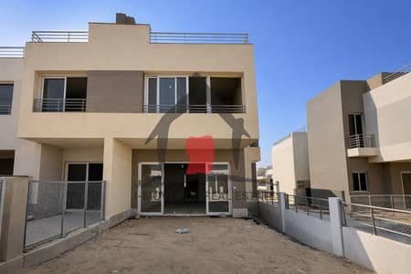 فیلا 4 غرف نوم للبيع في 6 اكتوبر، الجيزة - WhatsApp Image 2026-02-03 at 1.06. 11 PM (1). jpeg