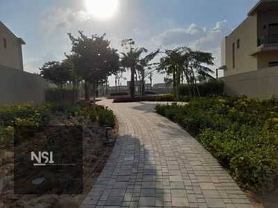Special Price Standalone Villa 270 sqm Land 370 sqm for Sale in Swan Lake Hassan Allam Fifth Settlement - Widok 3
