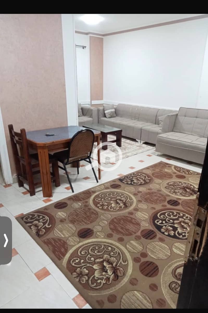 Apartment for rent in the first neighborhood in front of October University, first floor, directly from the owner, clean furnishings. - Ansicht 3