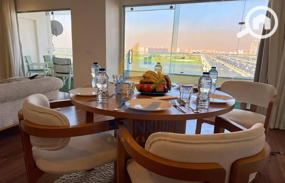 Fully furnished apartment for sale on Maadi Corniche, in a prime location next to Hilton, with a direct Nile view. - Ansicht 2