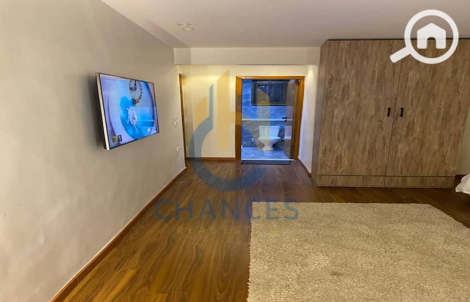 Fully furnished apartment for sale on Maadi Corniche, in a prime location next to Hilton, with a direct Nile view. - Mehr