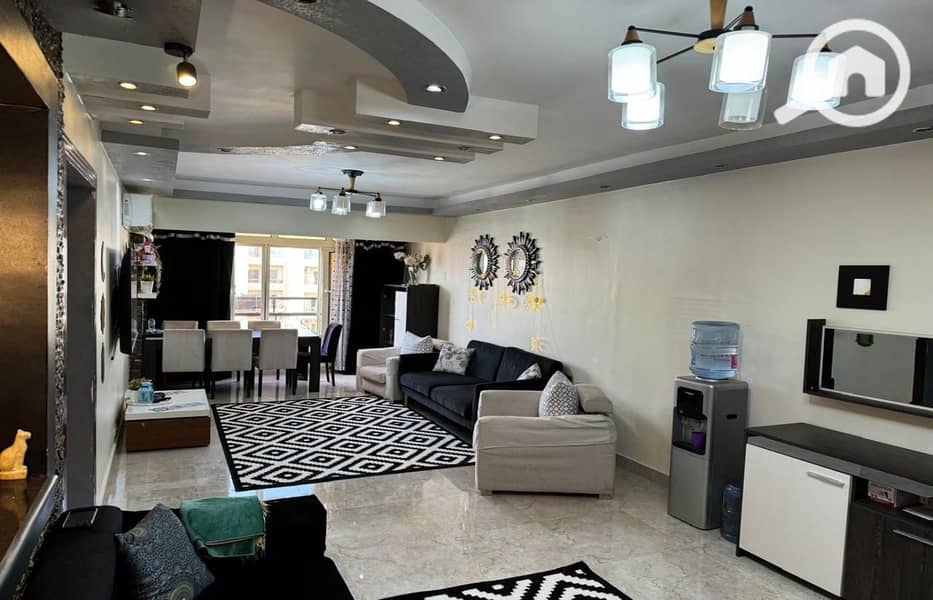 Apartment for sale in Tabarak Compound on Maadi Ring Road, with Super Lux finishing and a panoramic façade. - Ansicht 2