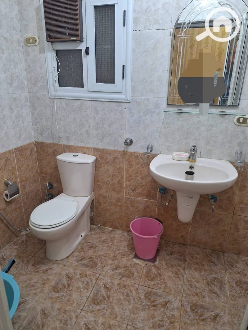 furnished apartment for rent in Elmontazah above carrefour - Więcej