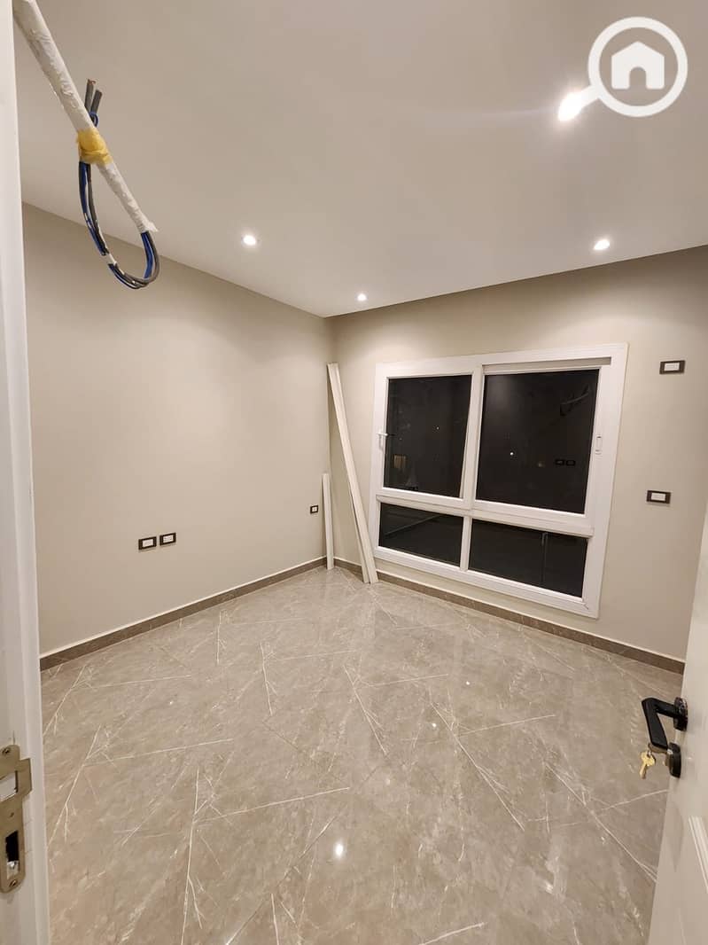 3 a00fd3ab-dd50-493b-9fe9-13fcabc92382. jpg