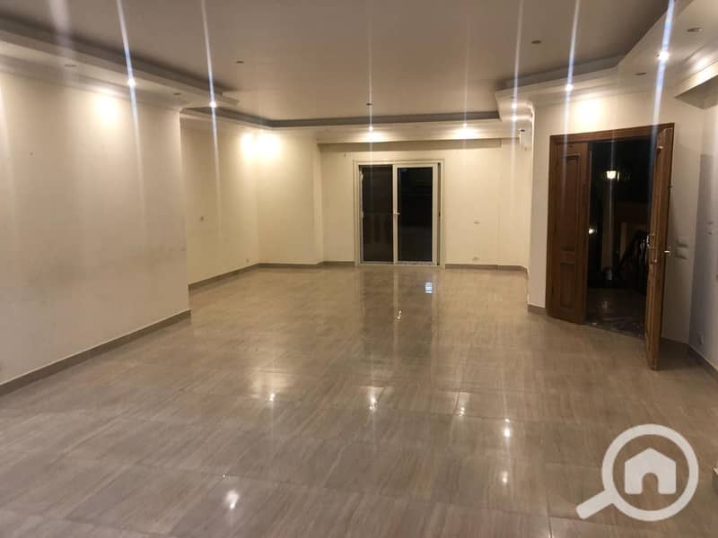 For rent: 200m apartment with private entrance, kitchen, and air conditioning. - Widok 3