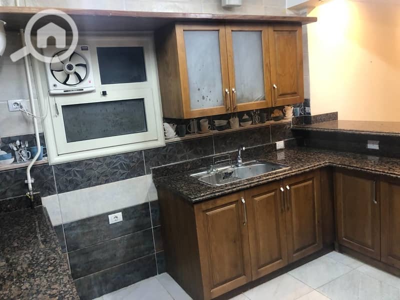 For rent: 200m apartment with private entrance, kitchen, and air conditioning. - Widok 6
