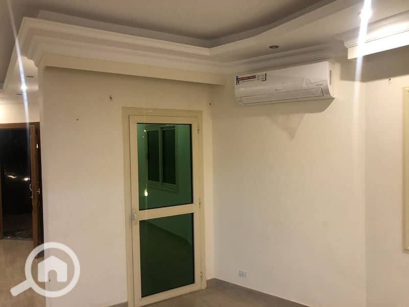 11 5ee9b31e-bfb3-4101-8211-fb569e5b3f1d. jpg
