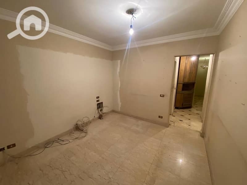 For sale, a distinguished commercial/administrative headquarters in the Ministers' Square – Sheraton Airport. Location: Ministers' Square – Sheraton Heliopolis – Al-Nahda. - Aanzicht 6