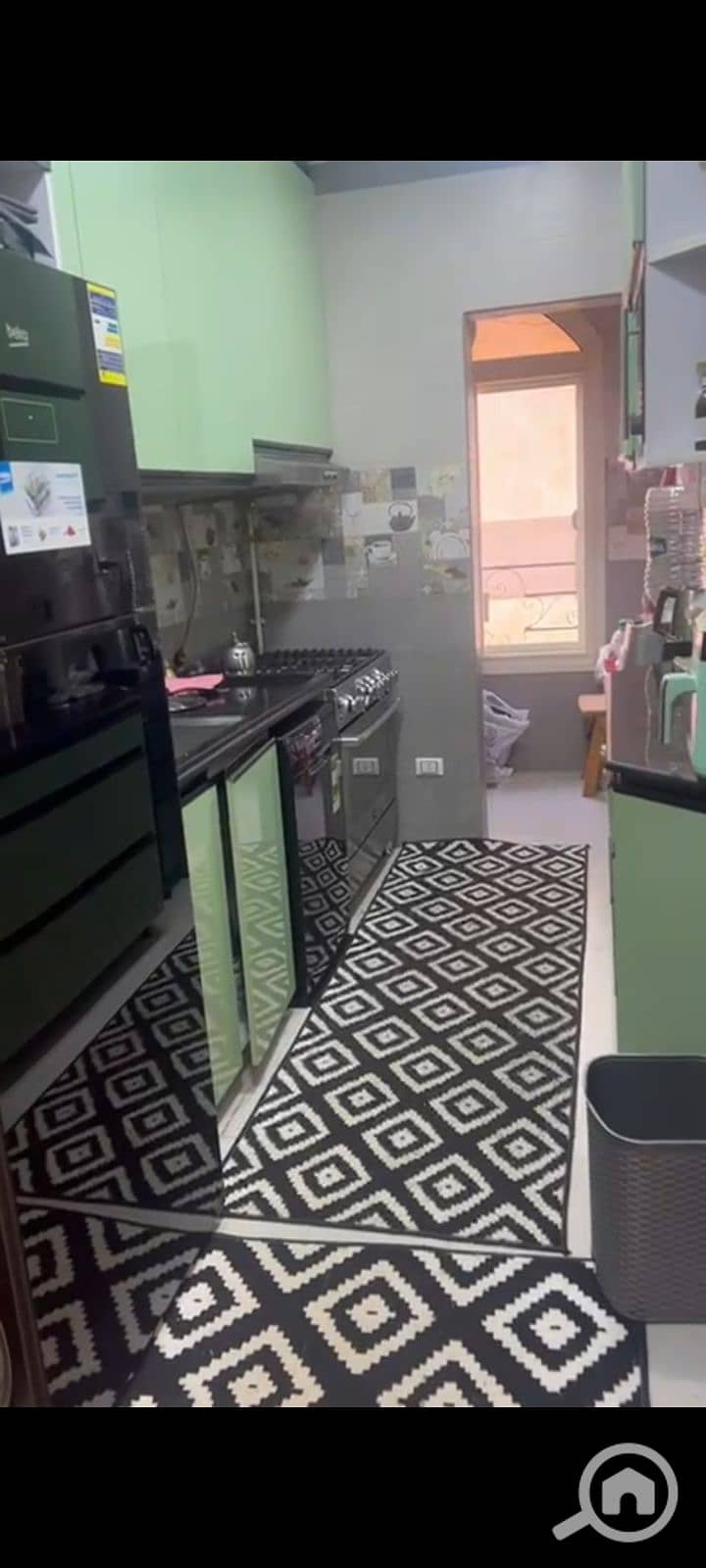 12 1000801288. png