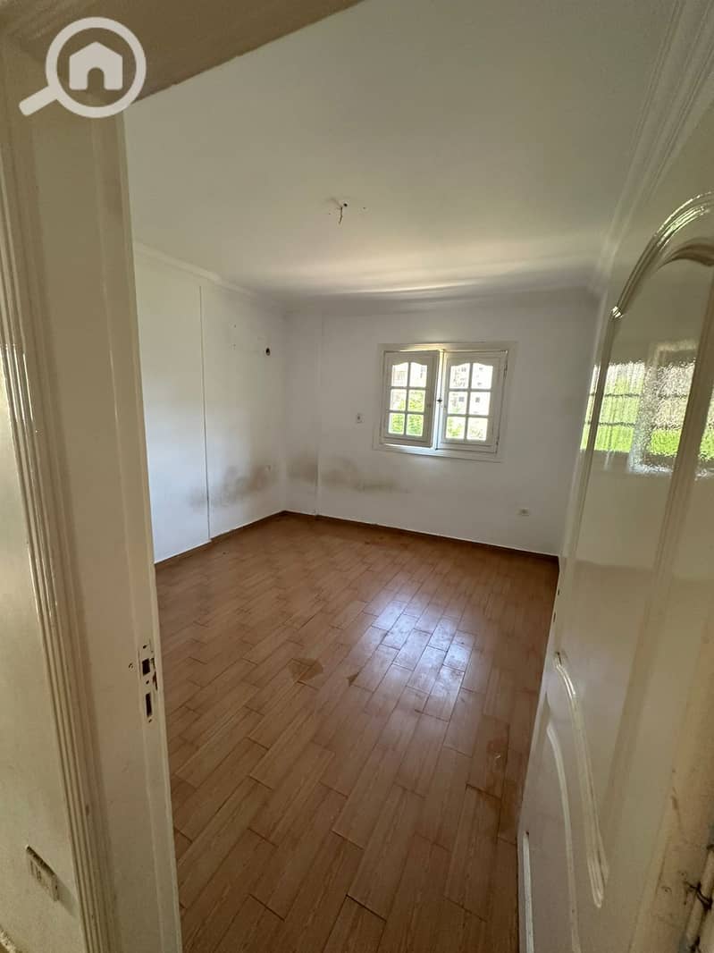 180 sqm Garden View Apartment for Sale in El Banafseg Buildings - Vista 2
