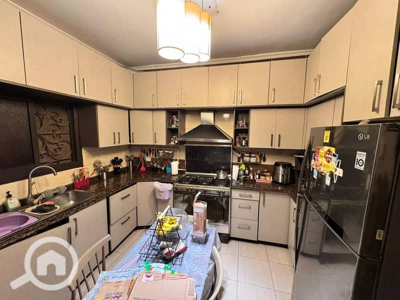 Apartment for Sale in Yasmeen – 350 sqm | Garden View | Prime Location Near PetroSport - Ansicht 3