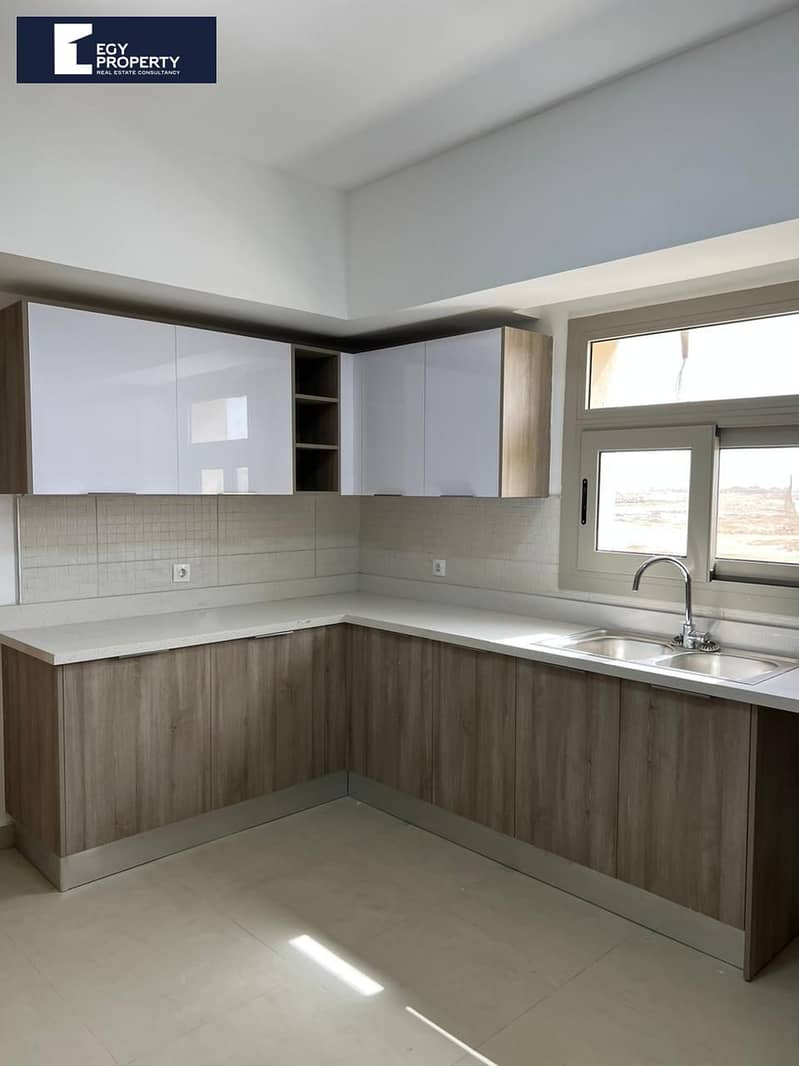 Apartment For Sale in Uptown El Mokattam Fully Finished Direct on golf - Więcej