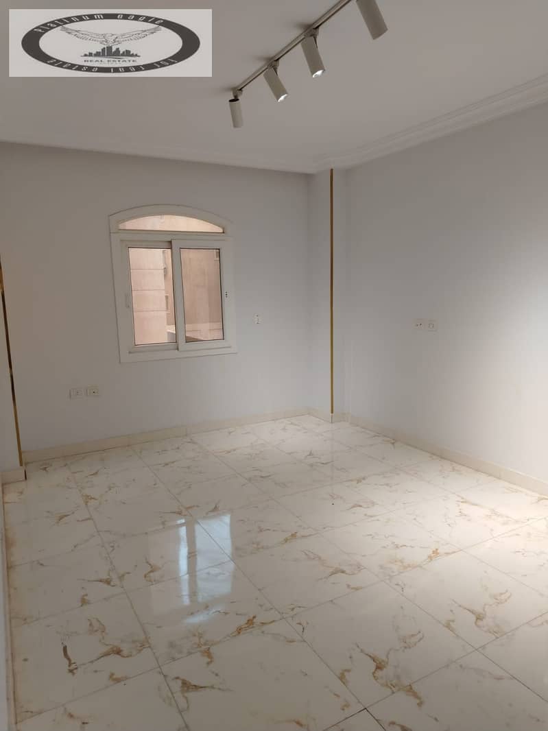 Apartment for Rent (Residential or Administrative) – First Settlement Steps away from Maxim Mall and Al Rehab - Więcej