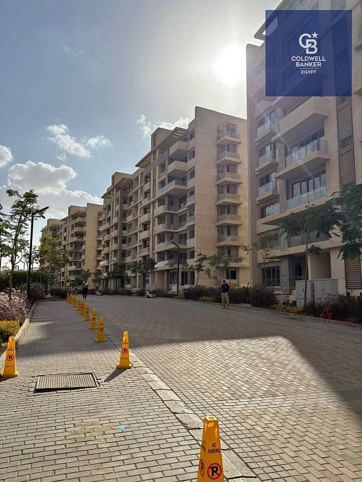 Apartment with private garden and sea view, available for purchase in installments over 6 years in a prime location in the New Administrative Capital, - Widok 3