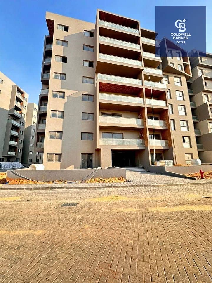 Apartment with private garden and sea view, available for purchase in installments over 6 years in a prime location in the New Administrative Capital, - Widok 6