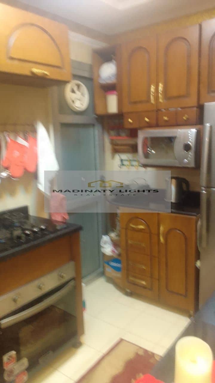 Apartment for sale in Madinaty, fully allocated all dues, 82 m B11, 2 bedrooms, 1 bathroom, first floor, garden view, directly next to services, special finishing, required 4,600,000 negotiable. Code o44 – další