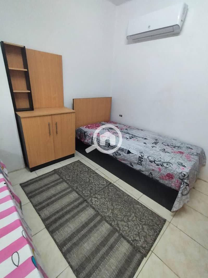 For rent – Apartment in the First District Sheikh Zayed, a prime location next to Hyper and the university, on a main street. Floor: Elevated ground floor, first occupancy, bedroom with two beds, bathroom. Rent: 15,000 EGP monthly. - Widok 5