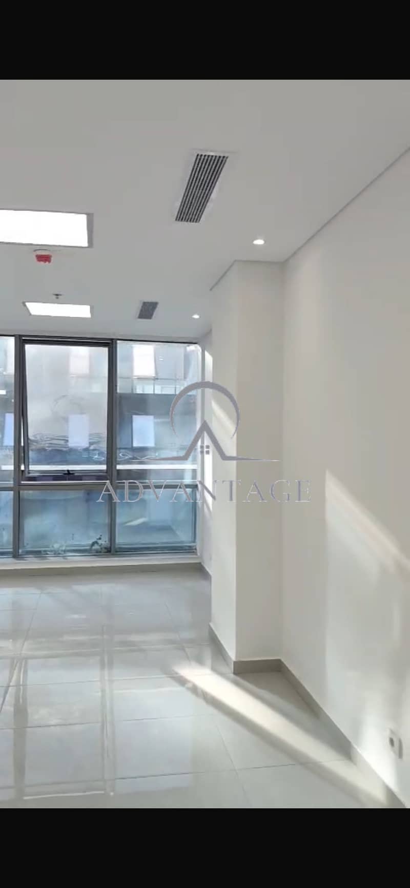 Office for Rent | 53 SQM | Ultra Super Lux Finish | Kernel Business Hub | New Cairo | Premium Investment Opportunity – pohled 5