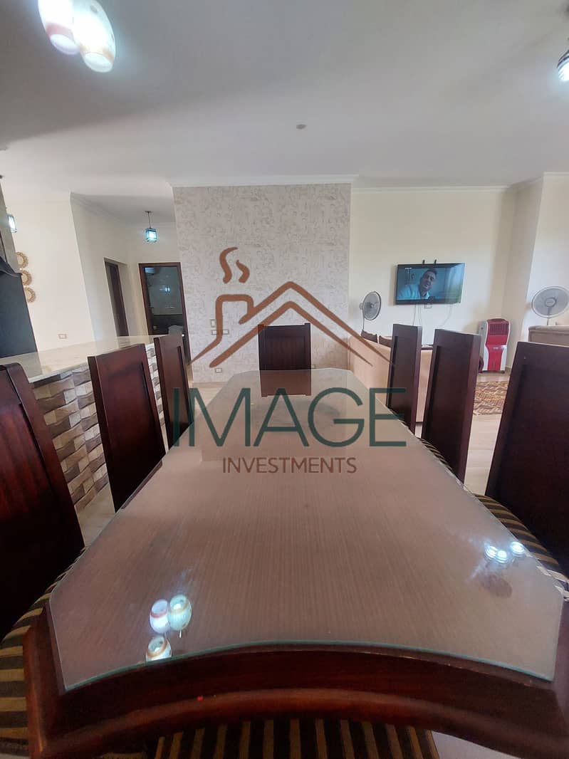 For Rent Ground Chalet + Private Garden & Jacuzzi - Ansicht 5