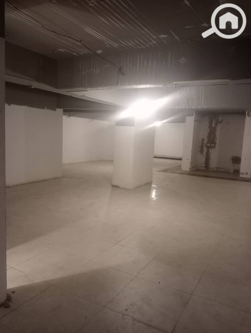 5 1000851570. jpg