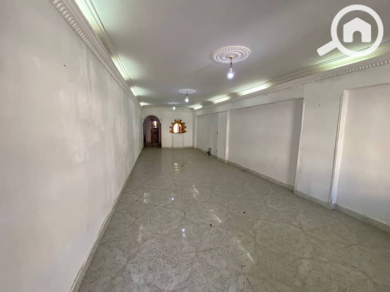 For sale, an apartment of 165 m² with regular finishing in the Honeymoon area, Al-Baytas - Al-Ajami. - View 6