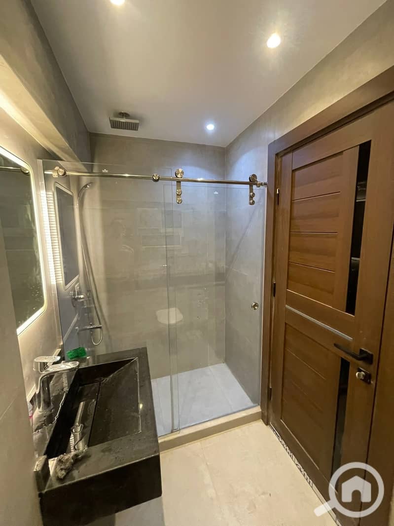 Apartment for rent, key ready, ultra luxury finishing, 250 meters with kitchen, modern building in Jowaf. - Widok 6