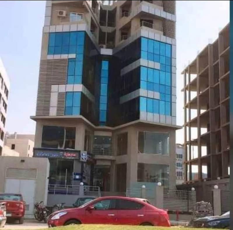 Commercial store 58 m in Al-Banfsaj, Fifth Settlement, New Cairo - Vista 4