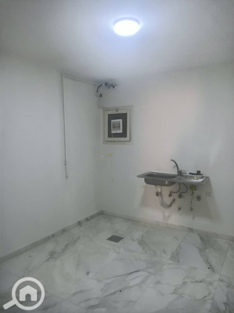 4 1000316986. jpg