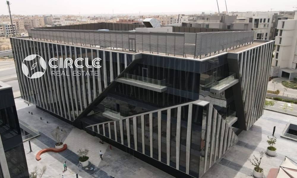 Fully Finished 125m² Administrative Office For Rent In EDNC (Eastown District New Cairo) 5th Settlement Directly On Road 90 South - Widok 4