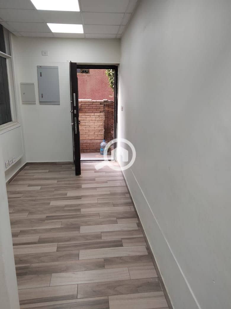 Administrative headquarters of 200 sqm on the first floor - Widok 2