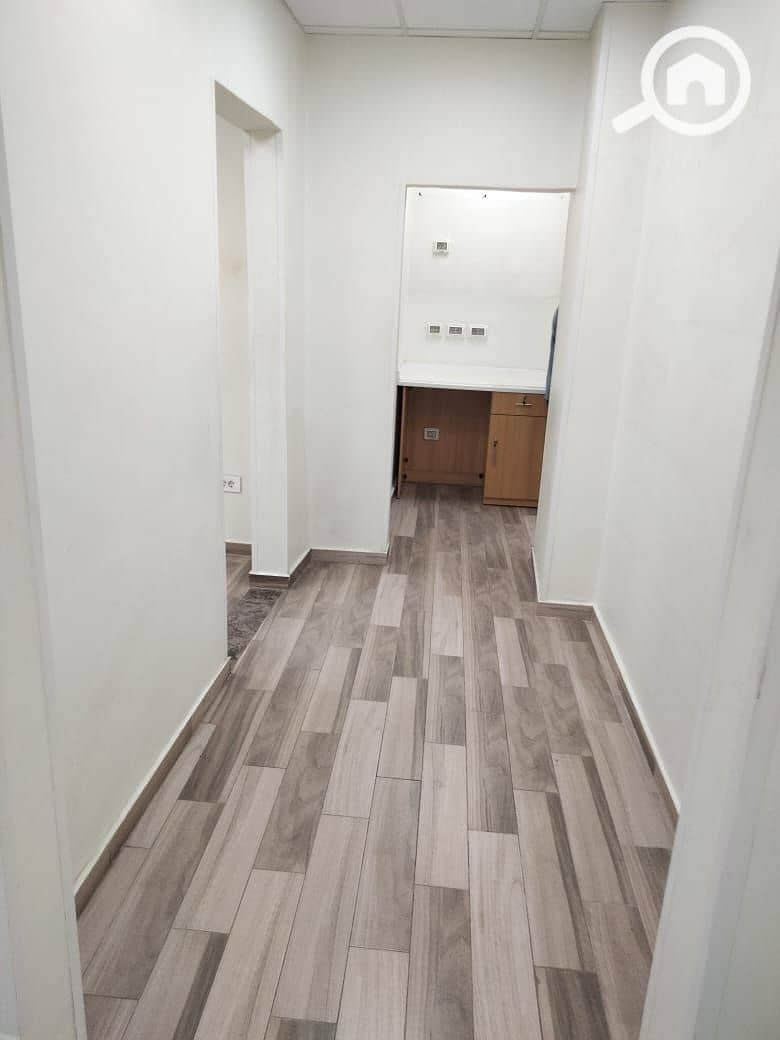 Administrative headquarters of 200 sqm on the first floor - Widok 3