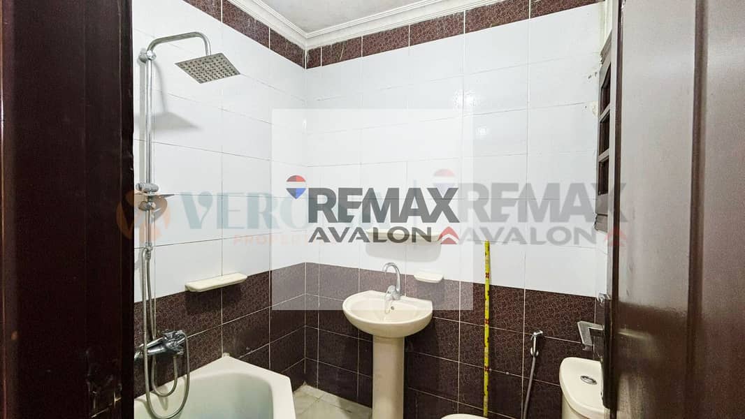 Apartment for sale with an open view and licensed 95 m Victoria (Jamal Abdel Nasser Street) - Widok 6