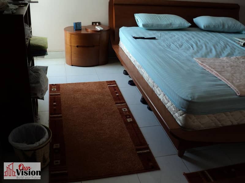 Apartment for sale in Hadaeq Al-Mohandessin with an elevator, 90 sqm, third floor (before the last), two bedrooms and a living room, good finishes, rented until 2020. - Widok 3