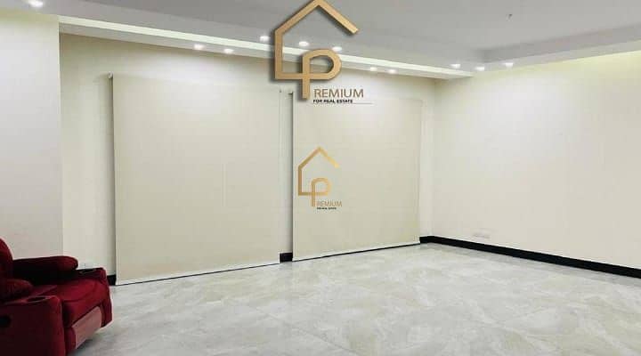 Apartment for Rent in Westown Beverly Hills - Widok 4