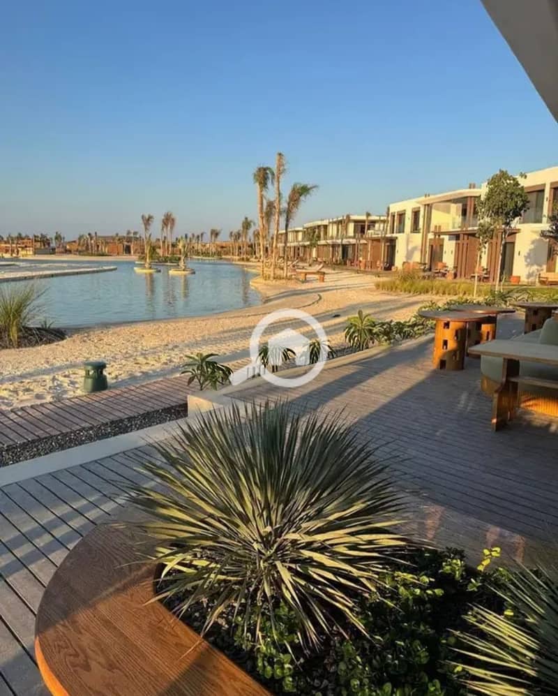 Own a two-bedroom chalet, finished with air conditioning, in Ghazala Bay. - Widok 2
