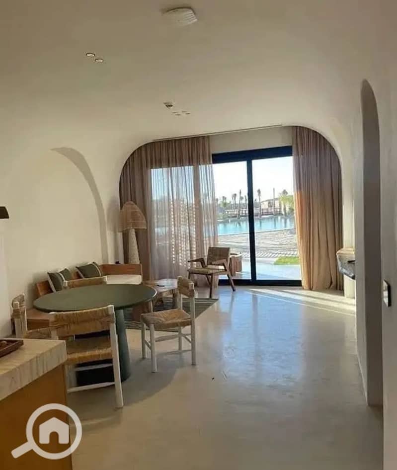 Own a two-bedroom chalet, finished with air conditioning, in Ghazala Bay. - Widok 5
