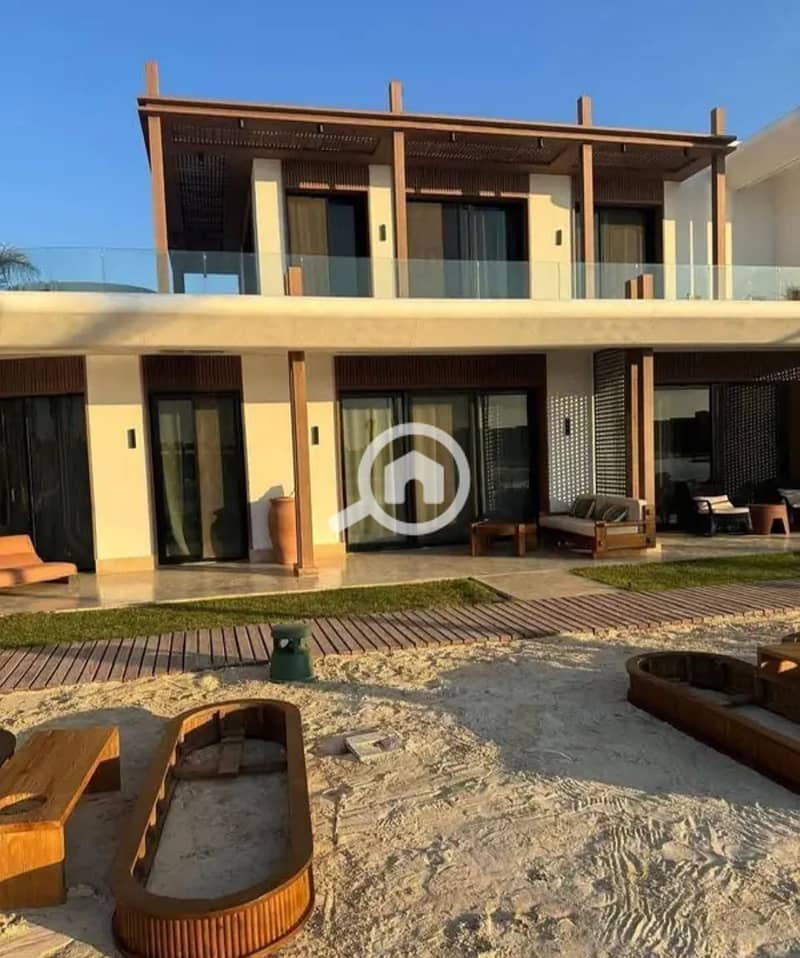 Own a two-bedroom chalet, finished with air conditioning, in Ghazala Bay. - Więcej