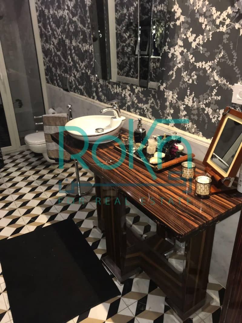 standalone Villa for sale at Royal City Compound, El Sheikh Zayed. - Widok 5