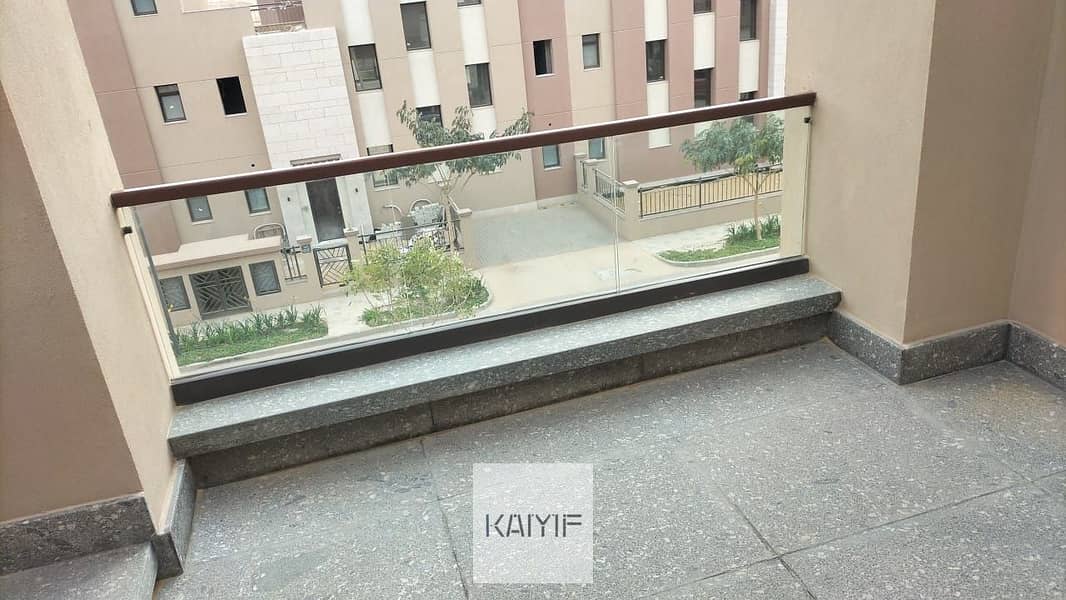 Townhouse Largest Corner for Sale in District 5 with Private Garden Fully Finished Prime Location and Negotiable Price - Ansicht 5