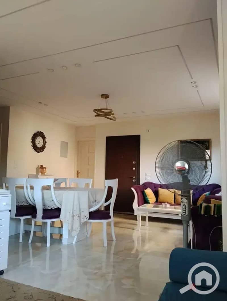 A great deal on a smartly finished apartment in the villas area of the Fifth District, 6th of October City! - Ansicht 2