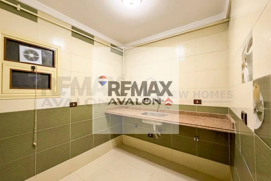 Licensed apartment for sale 100 m in Fleming (Ahmad Pasha Turk Street) - Ansicht 6