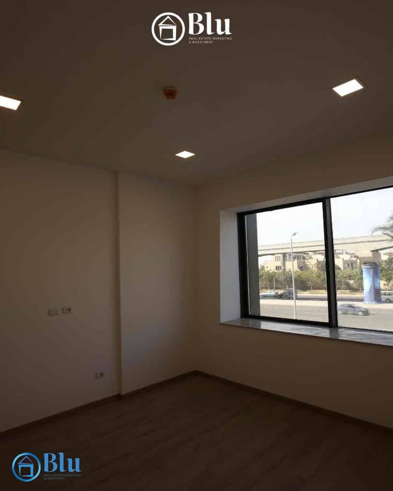 A fully finished office 253 sqm for rent at lake town mall the commercial of lake view residence compound - Widok 2