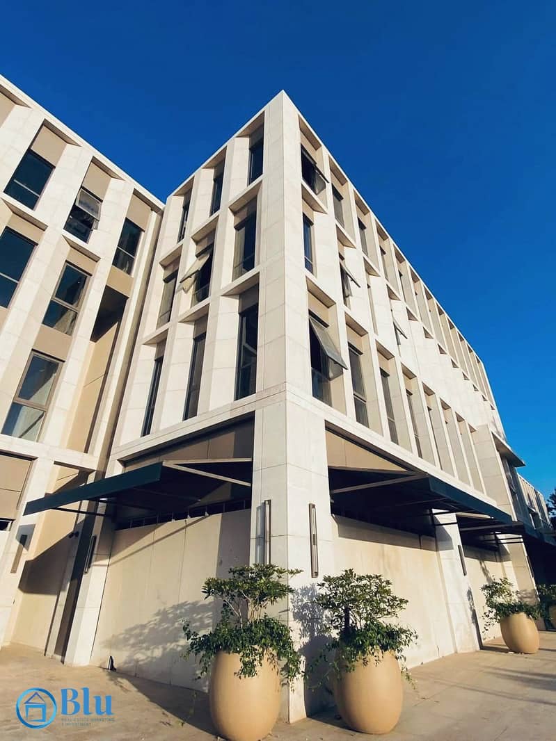 Prime Corner Office Space 155 SQM for Sale in Mivida The Place - Widok 2
