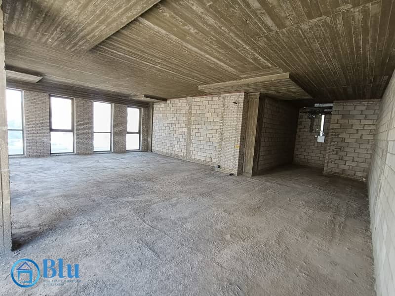 Prime Corner Office Space 155 SQM for Sale in Mivida The Place - Więcej