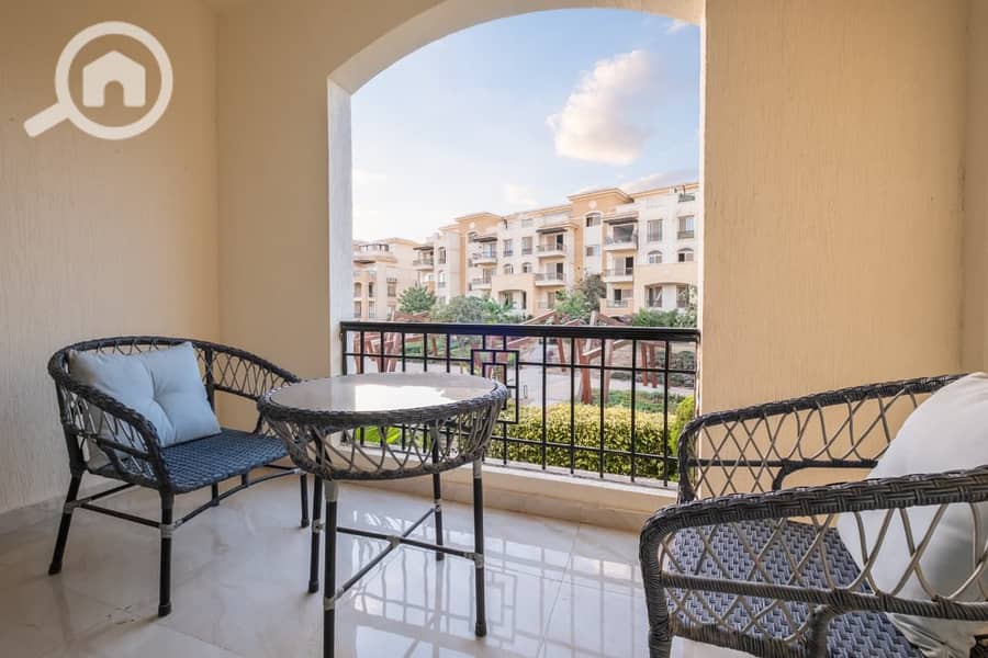 Elegant Furnished Apartment For Rent In Stone Residence compound new Cairo Prime Location – pohled 2