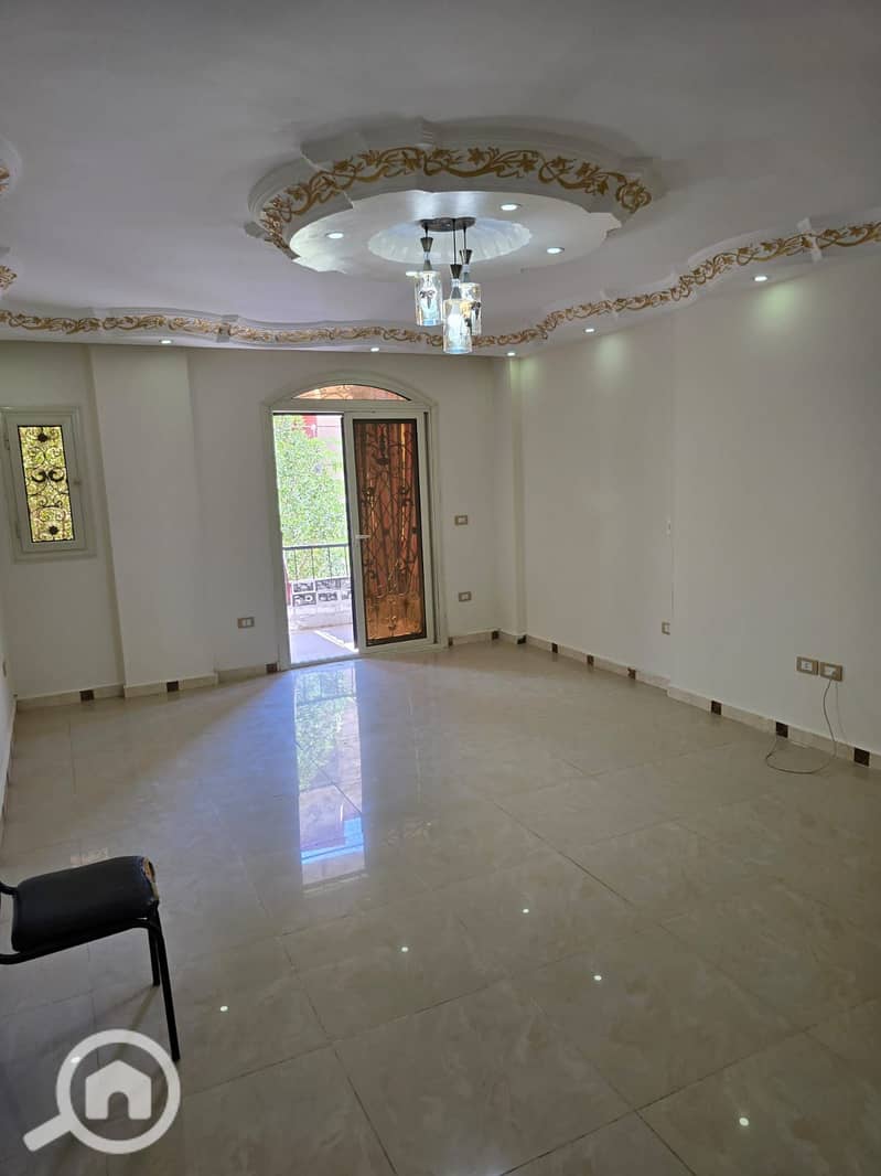 Finished Apartment for Sale in District 11 – First Neighborhood – Sheikh Zayed Ready to move - Prime location - Ansicht 2