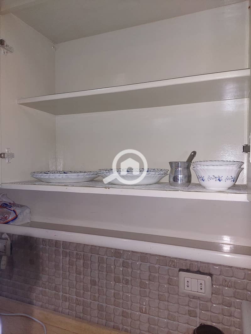 Basement furnished with two rooms, Fifth District - Więcej