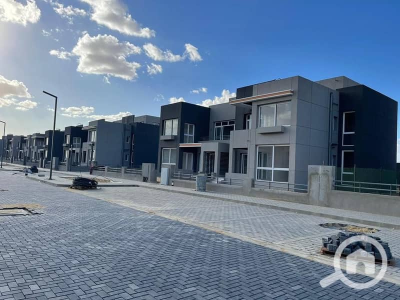 Townhouse for sale in Kayan Compound (Badr El Din Developments); immediate delivery at a special price. Layout ground floor, first floor, and rooff - Ansicht 2