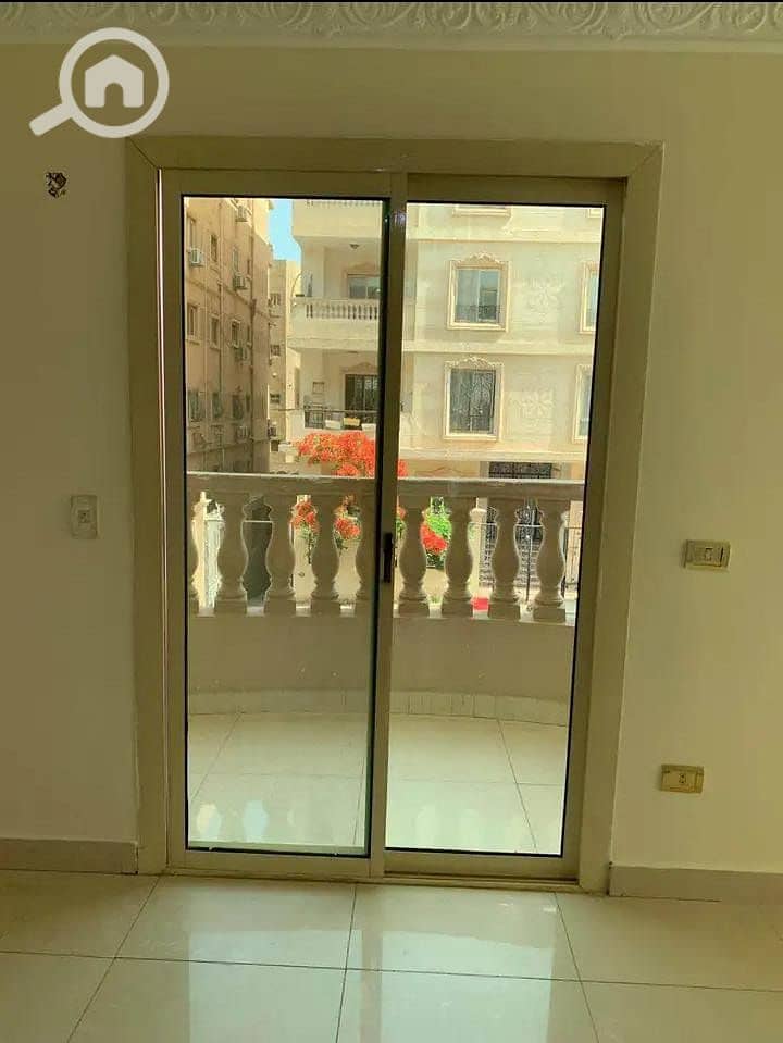 Apartment for sale in Al-Banfsaj, first floor of the Basaniser View Garden complex, open layout, 3 bedrooms - Widok 5
