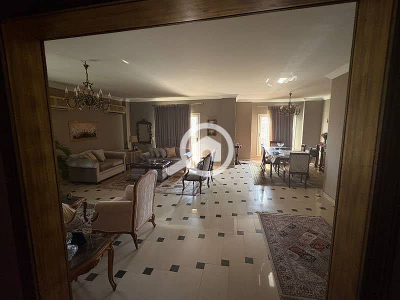 Apartment for Sale in Beverly Hills – Landscape & Waterfall View - Altro